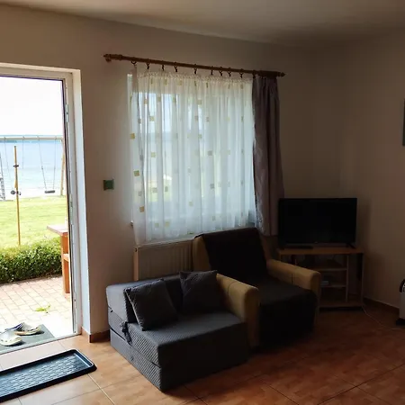 U Petra S Plazi Apartman Horní Planá